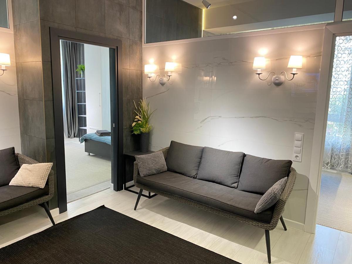 Rentnow Modern Business Apartment With 3 Bedrooms In Centre 基希讷乌 外观 照片