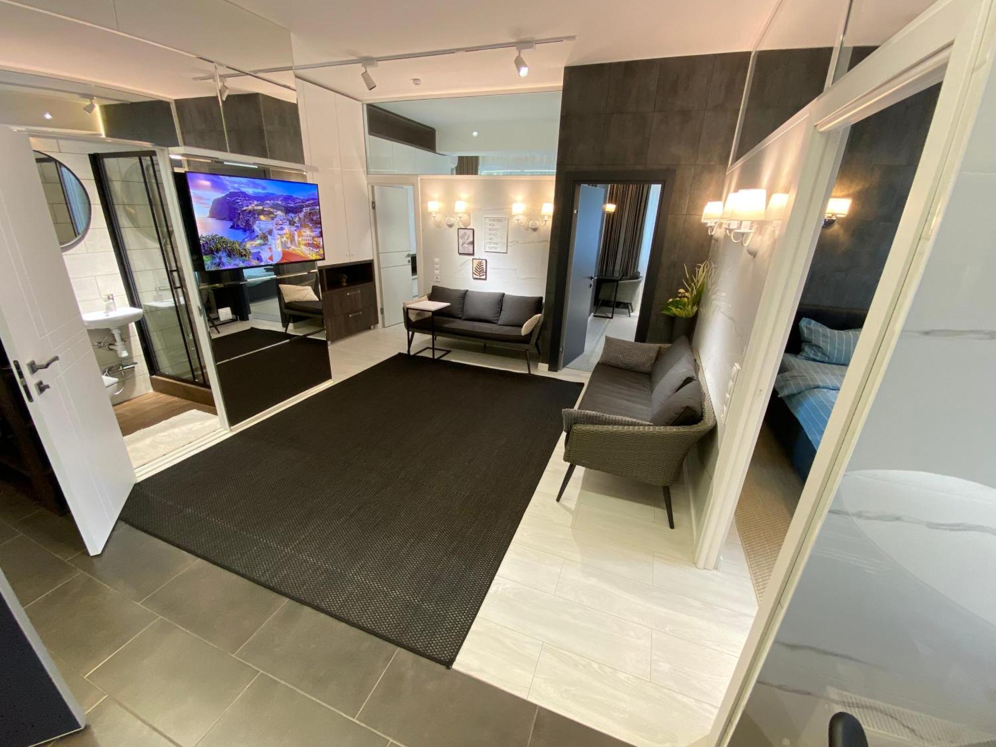 Rentnow Modern Business Apartment With 3 Bedrooms In Centre 基希讷乌 外观 照片