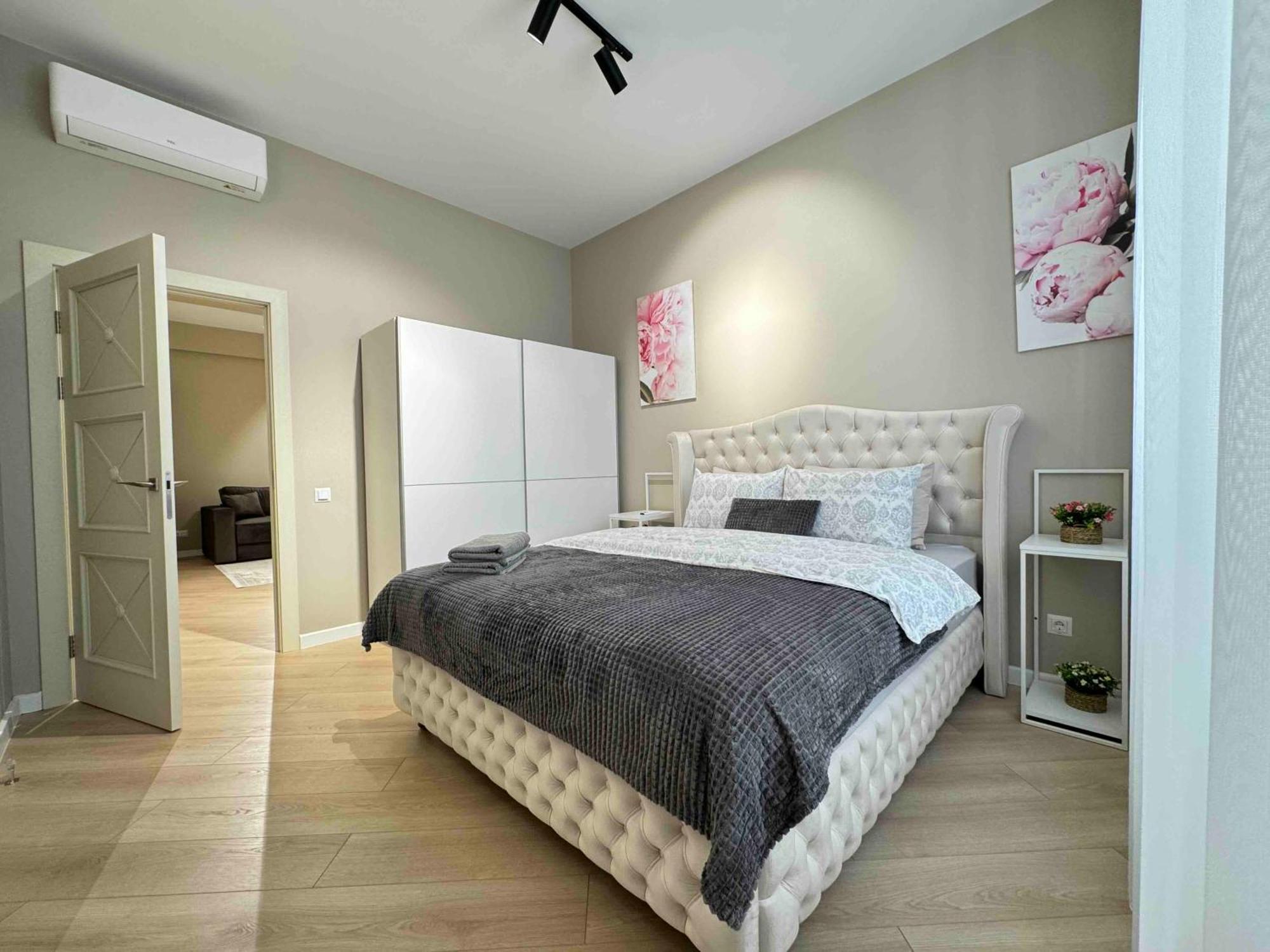 Rentnow Modern Business Apartment With 3 Bedrooms In Centre 基希讷乌 外观 照片