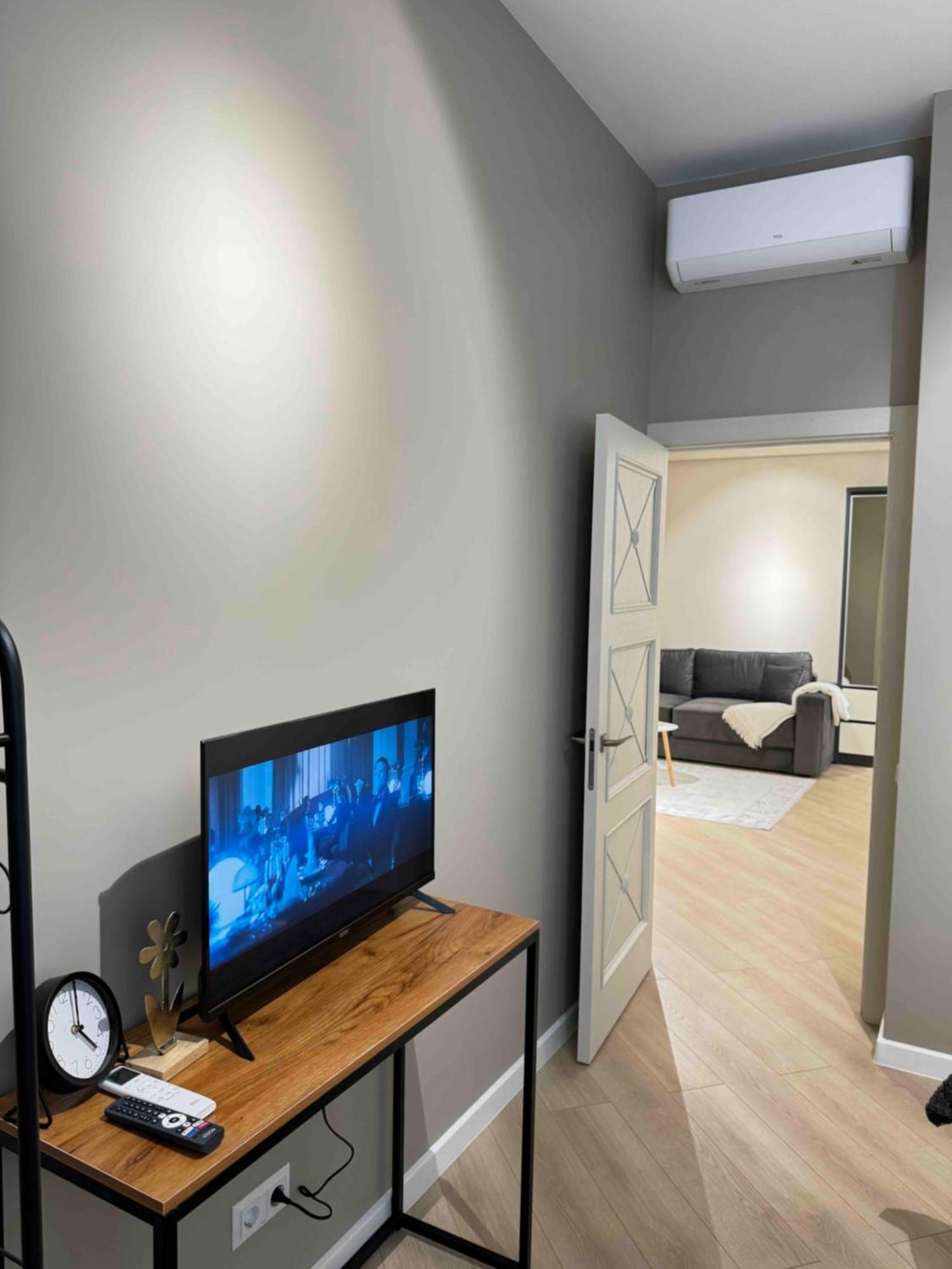 Rentnow Modern Business Apartment With 3 Bedrooms In Centre 基希讷乌 外观 照片
