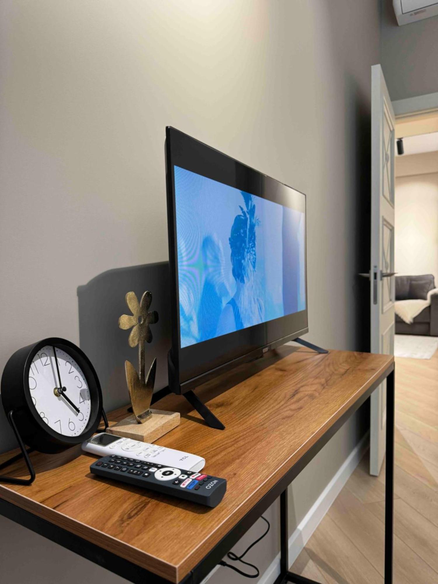 Rentnow Modern Business Apartment With 3 Bedrooms In Centre 基希讷乌 外观 照片