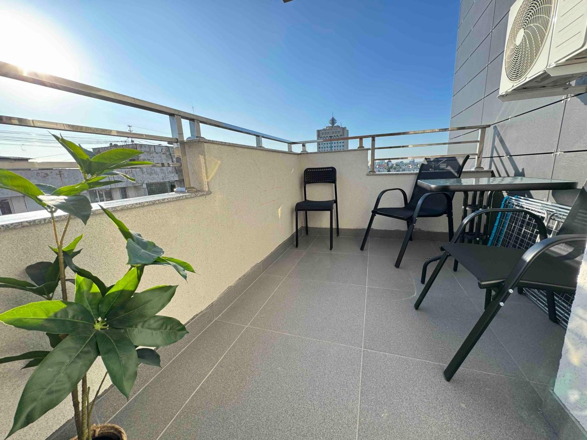Rentnow Modern Business Apartment With 3 Bedrooms In Centre 基希讷乌 外观 照片